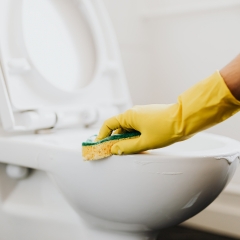 Bathroom Deep Cleaning